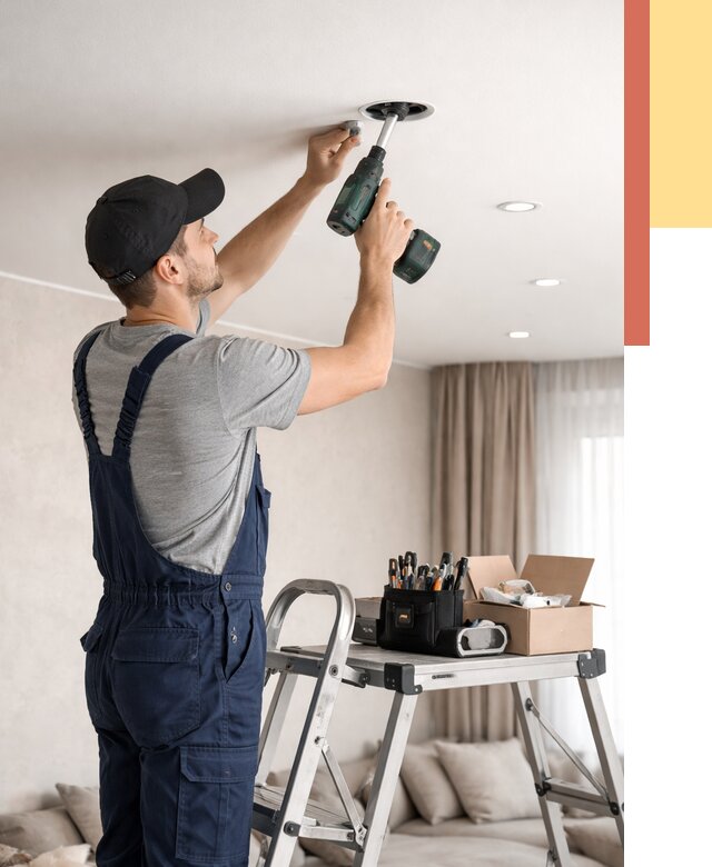 Установка и монтаж точечных светильников в натяжной потолок в Лыткарино от 1844 руб. | ОТДЕЛОЧНИК-Лтк